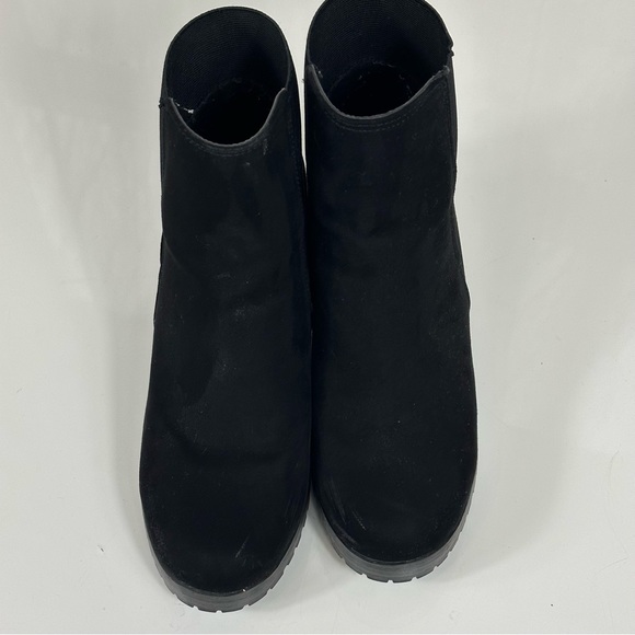 SOLD 🌟PRIMARK BOOTS chunky heel SOLID BLACK pull on boots size 8 casual to da - Picture 9 of 9